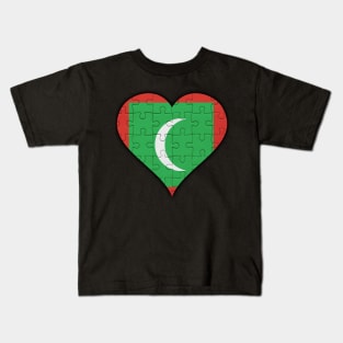 Maldivian Jigsaw Puzzle Heart Design - Gift for Maldivian With Maldives Roots Kids T-Shirt